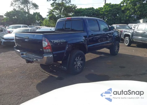 2013 Toyota Tacoma Base V6 z USA, uszkodzony, nr VIN 3TMLU4EN0DM109686